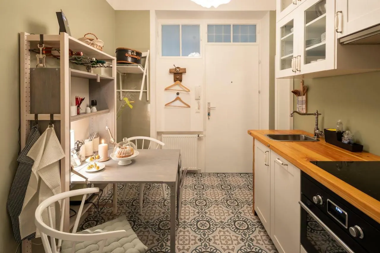 Apartment Vienna. Your Second Home Abroad